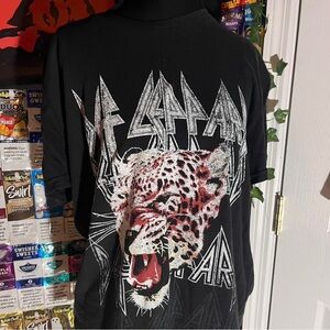 Def Leppard Graphic Tee